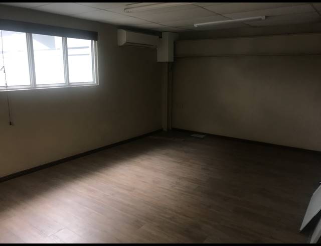 1,465M² WAREHOUSE RENTED IN OKAVANGO PARK